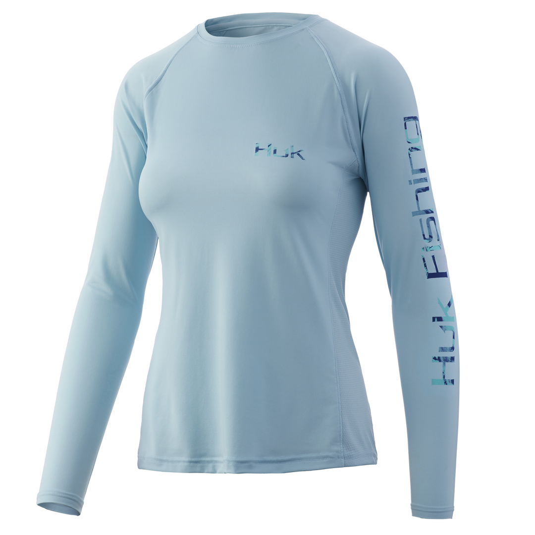 Huk Womens Marlin Badge Pursuit Graphic 4 Huk Womens Marlin Badge Pursuit Graphic