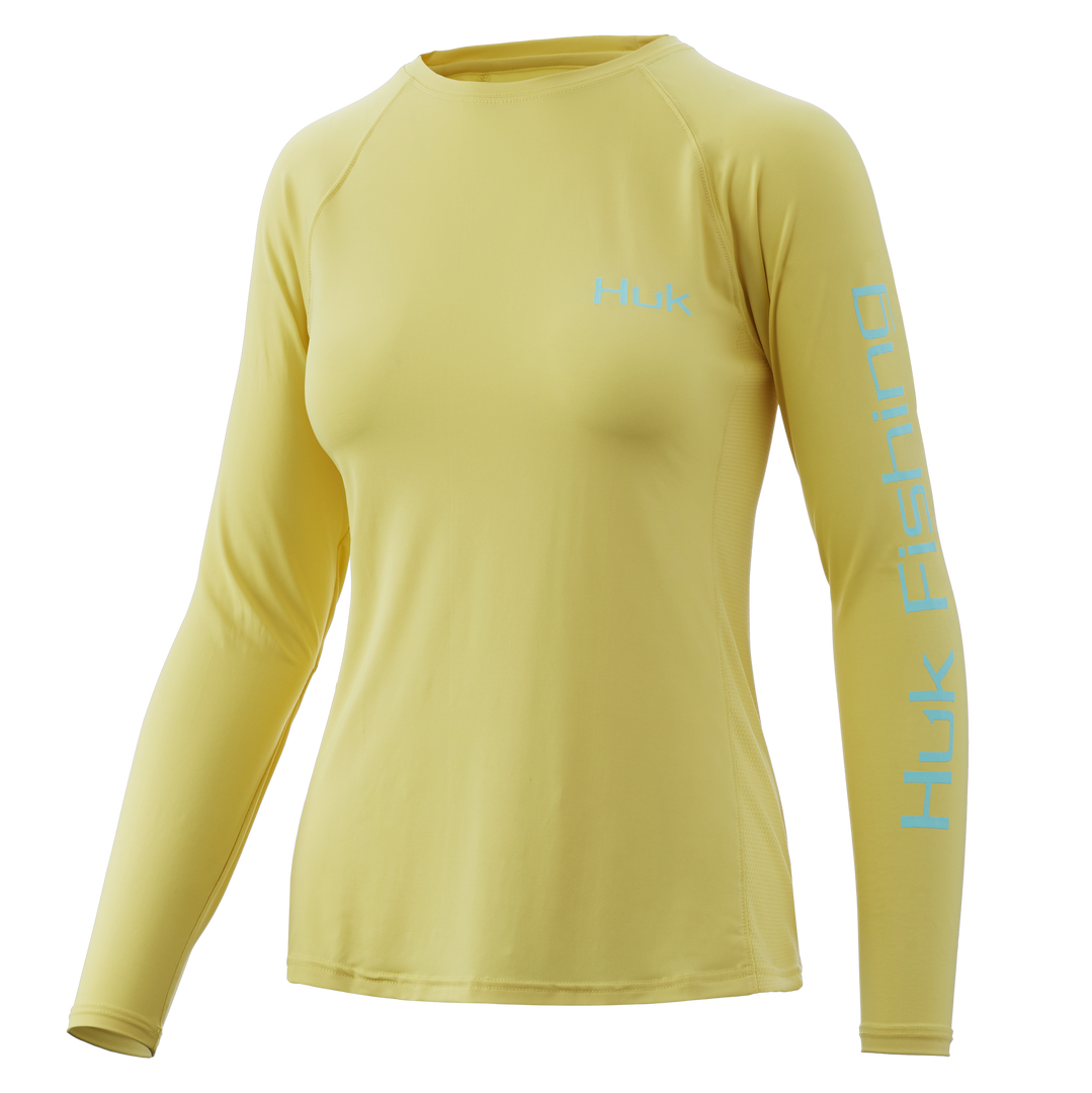 Huk Womens Vintage Red Fish Pursuit Graphic